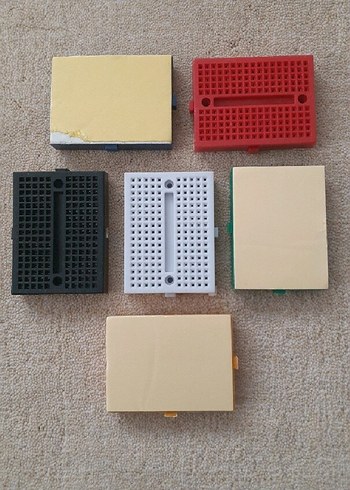 Diğer elektronikçilere bredboart 6 adet........