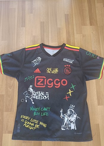Adidas ürünü