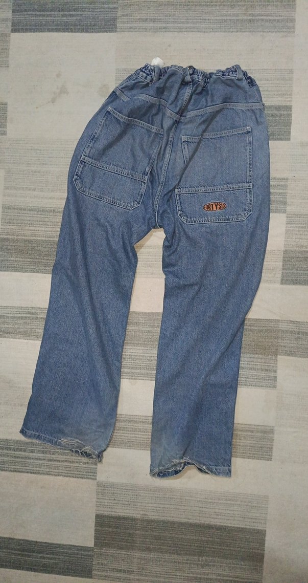 Rahat Kesim Mavi Denim Jean — görsel 2/4