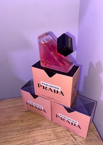 Prada Paradoxe Kadın Parfümü 80 ml 549 tl kargo bizden