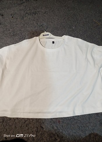 m Beden Kadın Beyaz Kısa Kollu Crop Top ve Basıc Siyah askılı