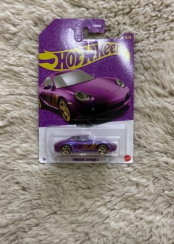 Mor Hot Wheels Porsche Cayman S Oyuncak Araba