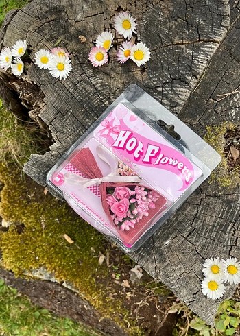 Hot Flowers Özel Tasarım Çiçekli Koleksiyon Ürünü