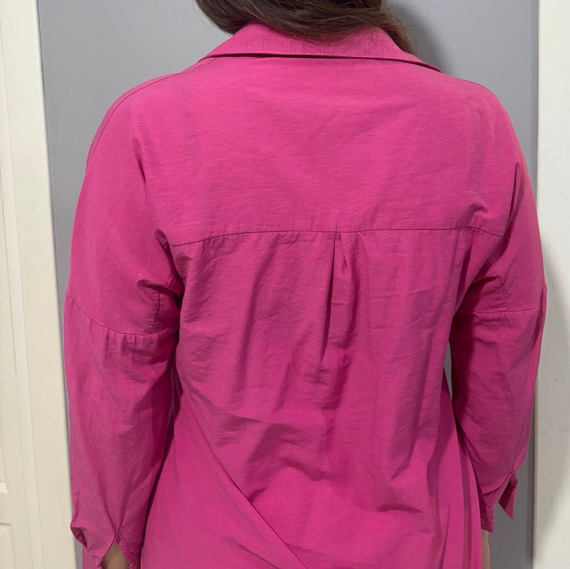 Pembe V Yakalı Düğmeli Kadın Gömlek - Görsel 2