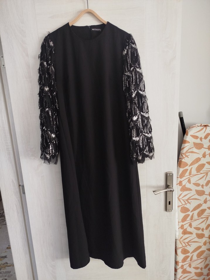 Uzun Siyah Gotik Desenli Kadın Elbise - Görsel 2