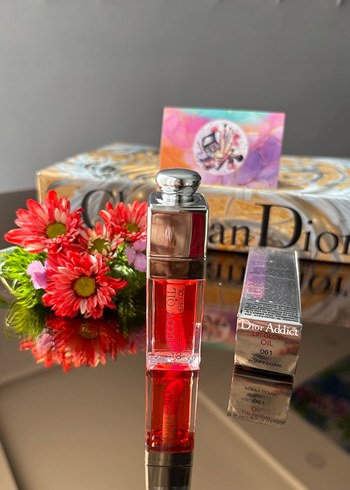 Dior Addict Canlı Narçiçeği glow oil