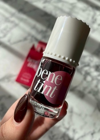 Benefit tint- Benetint