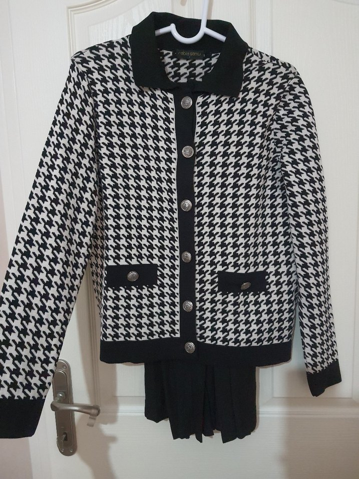 Uzun Siyah Kazayağı Desenli Hırka - Görsel 2