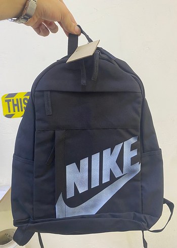 Siyah Nike Baskılı Fermuarlı Erkek Sırt Çantası