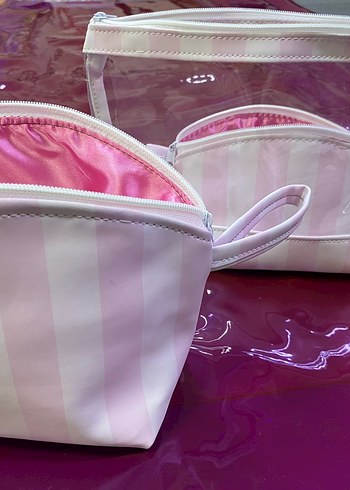 Victoria s Secret Şeffaf Fermuarlı Vs Pembe Makyaj Çantası