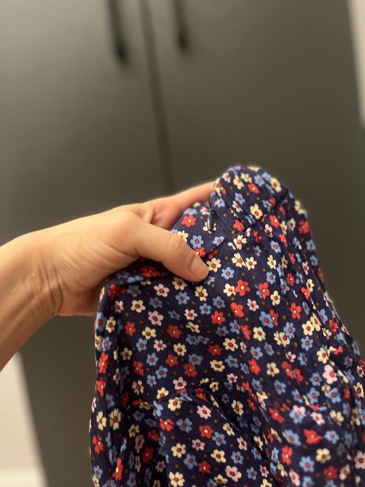 Çiçek Desenli Pilili Mini Etek - Görsel 4