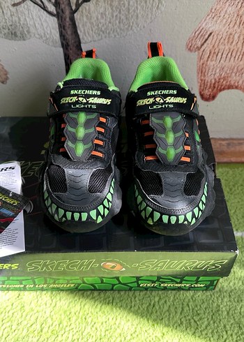 Skechers ışıklı spor ayakkabı