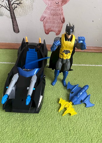  Beden Batman ve arabası