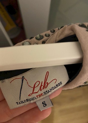 LTB Pul İşlemeli Siyah Kadın Bluz