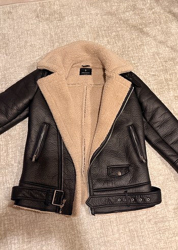 Kürklü Bej Detaylı Siyah Deri Ceket - Görsel 6