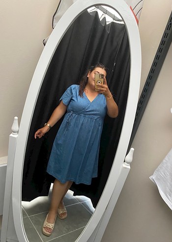 Mavi kruvaze Yaka Midi Denim Elbise