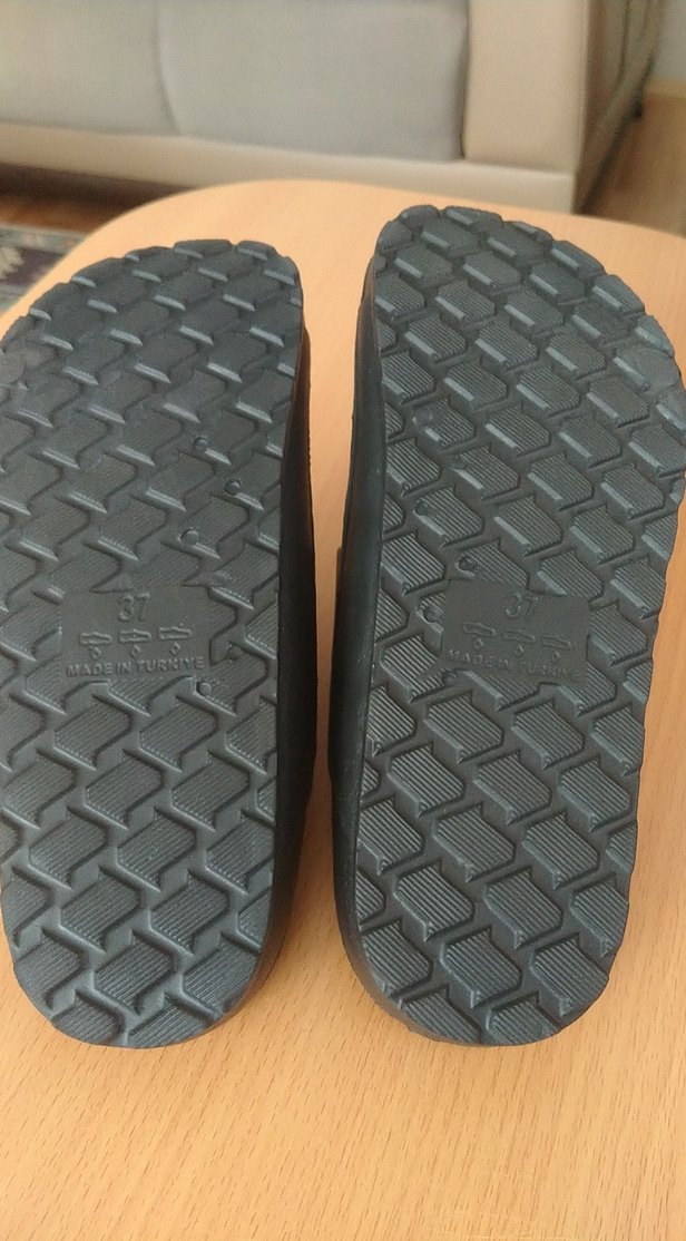 Siyah çocuk terliği 37 numara - Görsel 3