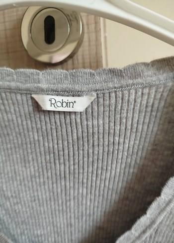 Gri V Yaka Düğmeli Triko Hırka - Görsel 5