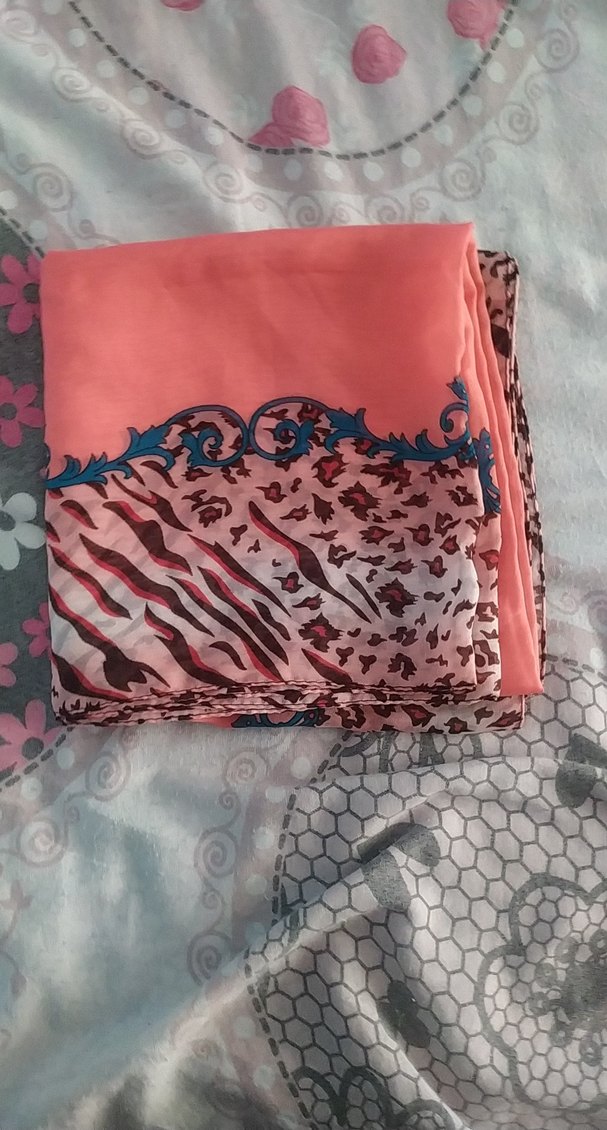 Eşarp   baş örtüsü - Görsel 2