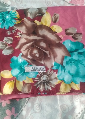 Pembe Çiçek Desenli Kadın Fular - Görsel 3