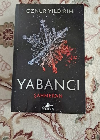 Yabancı Şahmeran - Öznur Yıldırım