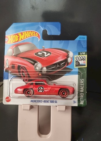 Beden Kırmızı Mercedes-Benz 300 SL Oyuncak Araba