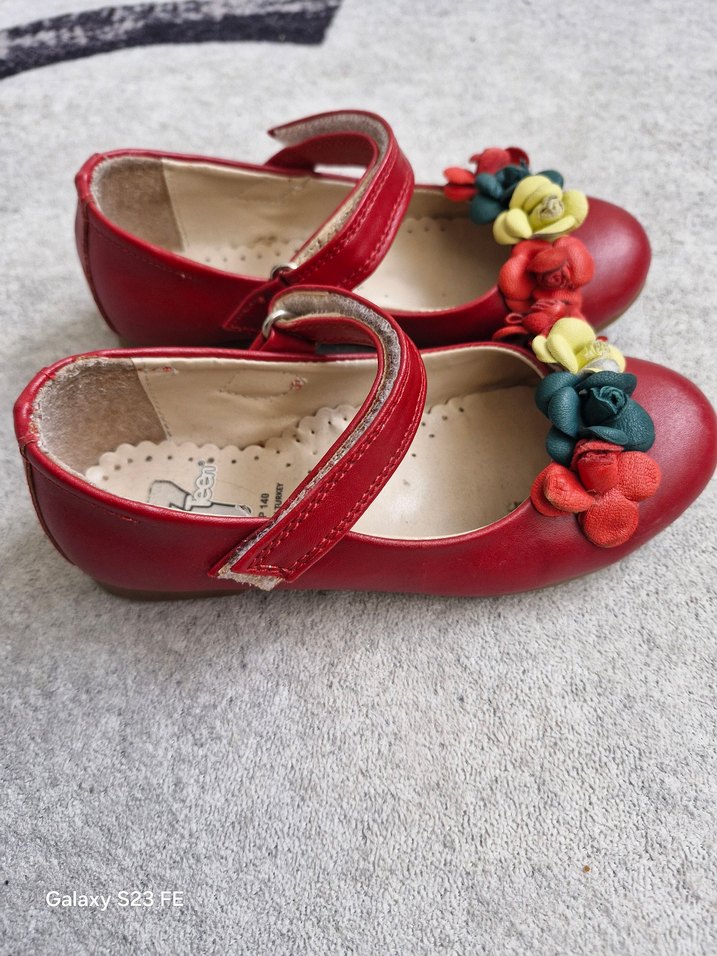 Çiçekli Kırmızı Kız Babet Ayakkabı - Görsel 3
