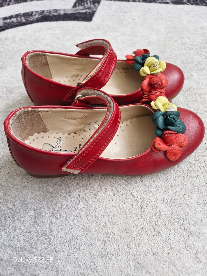 Çiçekli Kırmızı Kız Babet Ayakkabı - Görsel 4