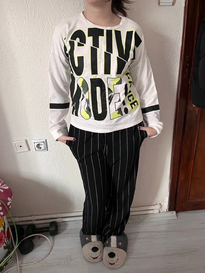 Beyaz sweatshirt kız çocuğu - Görsel 3