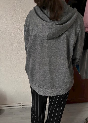 Gri Kapüşonlu Fermuarlı Sweatshirt H&M - Görsel 3