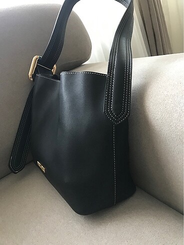 Beden Jacquemus kol çantası