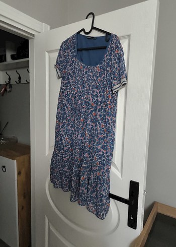 Bohem Renkli Midi Elbise Ruffles Detaylı