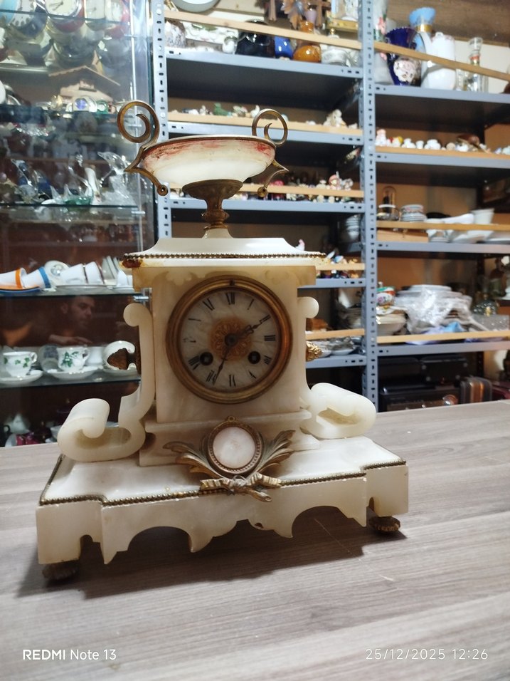 Beyaz Mermer Masa Saati - Görsel 2