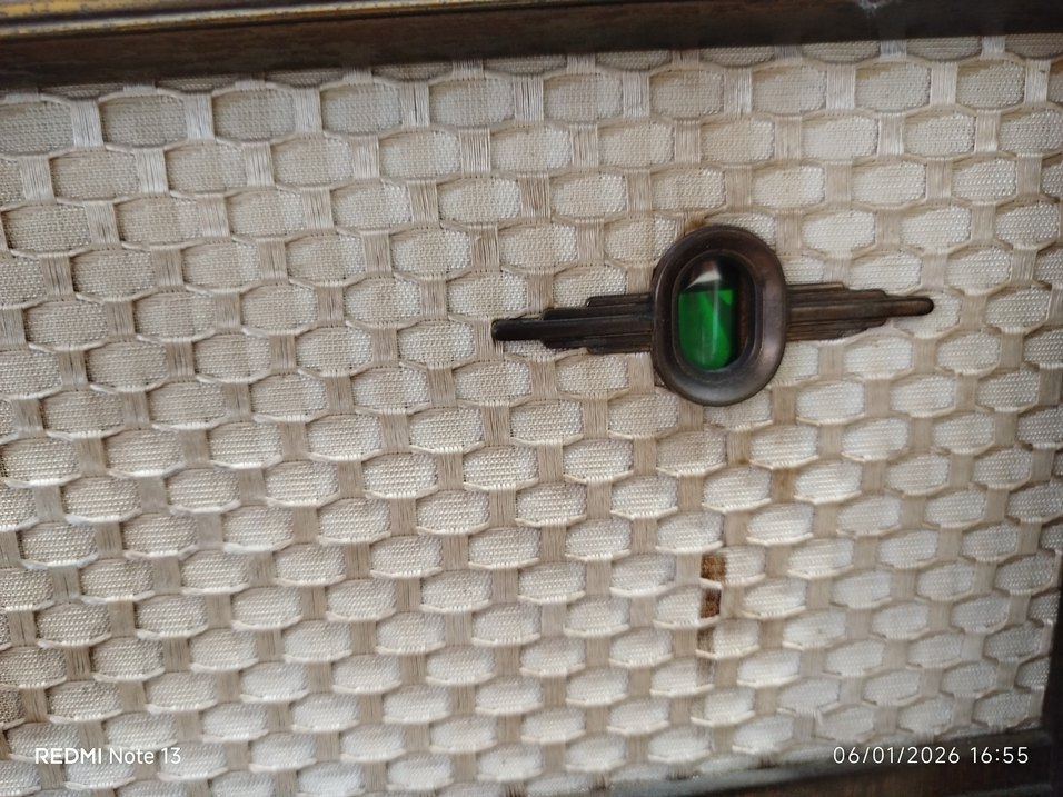 magnet marka orjinal fmli lambalı çalışır durumda antika radio - Görsel 4