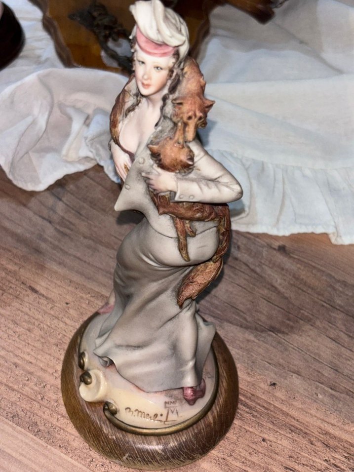 Sandra HERRIi imzalı Kadın Biblo - Görsel 2