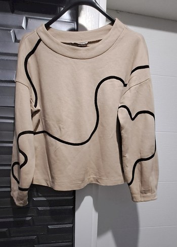 Bej Kadın Sweatshirt Siyah Detaylı