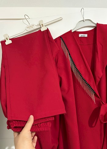 Kemerli Kırmızı Kadın Takım - Görsel 2