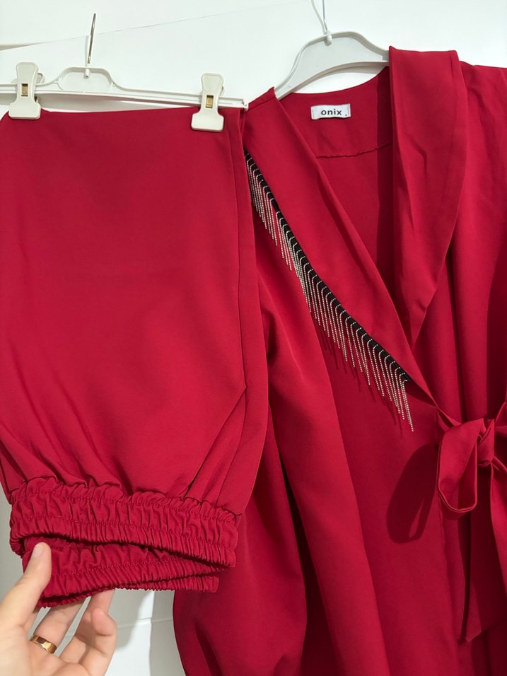 Kemerli Kırmızı Kadın Takım - Görsel 4