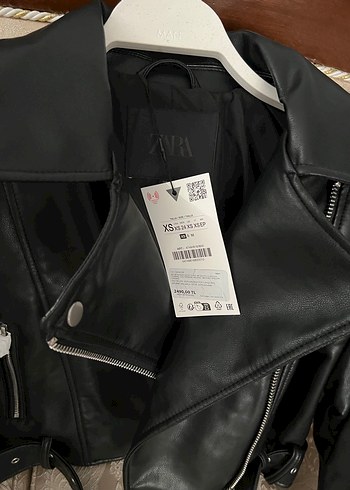 xs Beden beyaz Renk Zara Deri Ceket