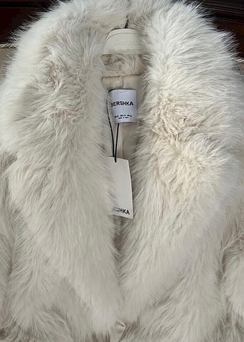 m Beden Bershka Uzun Suni Kürk Kaban