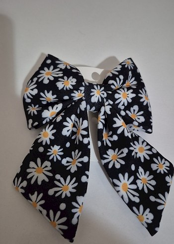 Accessorize  Siyah Beyaz Papatya Desenli Buyuk Sac Fiyonku