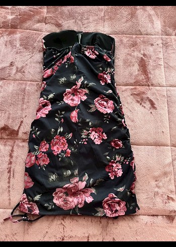 Çiçek Desenli Straplez Uzun Elbise - Görsel 2