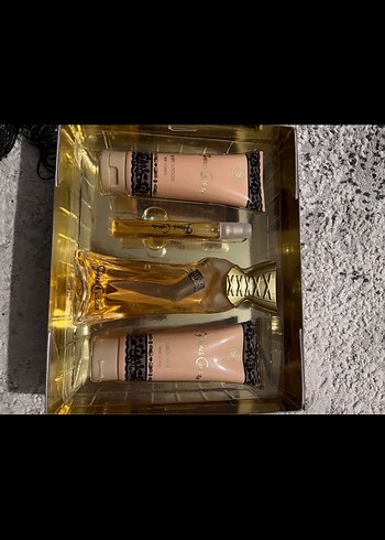 Kadın Parfüm Seti french can can yurtdışı set - Görsel 2