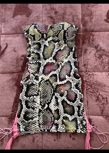 Pembe Yılan Derisi seksi Desenli Mini Elbise - Görsel 4