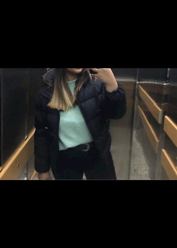 Tokalı Siyah Midi Kadın Kışlık Mont - Görsel 3