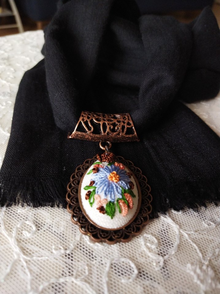 Nakışlı Boncuklu Bohem Kolyeli Fular - Görsel 4