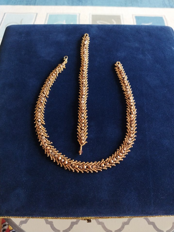 Altın Renk Zincir Detaylı Kısa Kadın Kolyesi ve Bileklik - Görsel 2