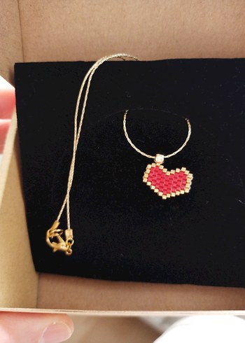 Nakışlı Miyuki Boncuklu Kırmızı Kalp Kolye - Görsel 4