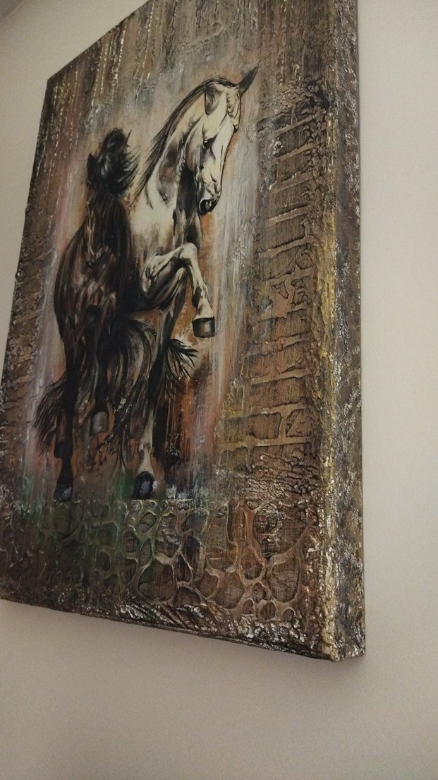 Kabartmalı Kahverengi At Temalı Tablo - Görsel 3