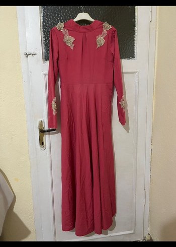 Pembe Uzun Kollu İşlemeli Kadın Elbise